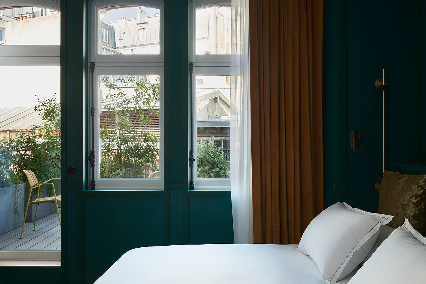 Design boutique hotel Paris France Pigalle Le Ballu 4* original room with balcony