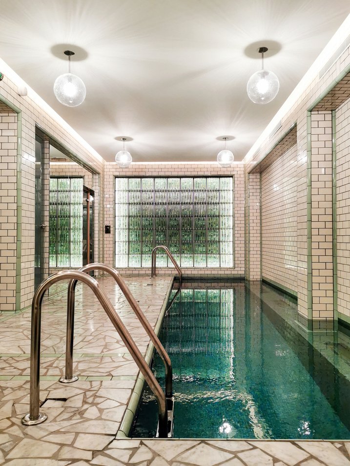 Design boutique hotel Paris France Montmartre Le Ballu 4 stars swimming pool