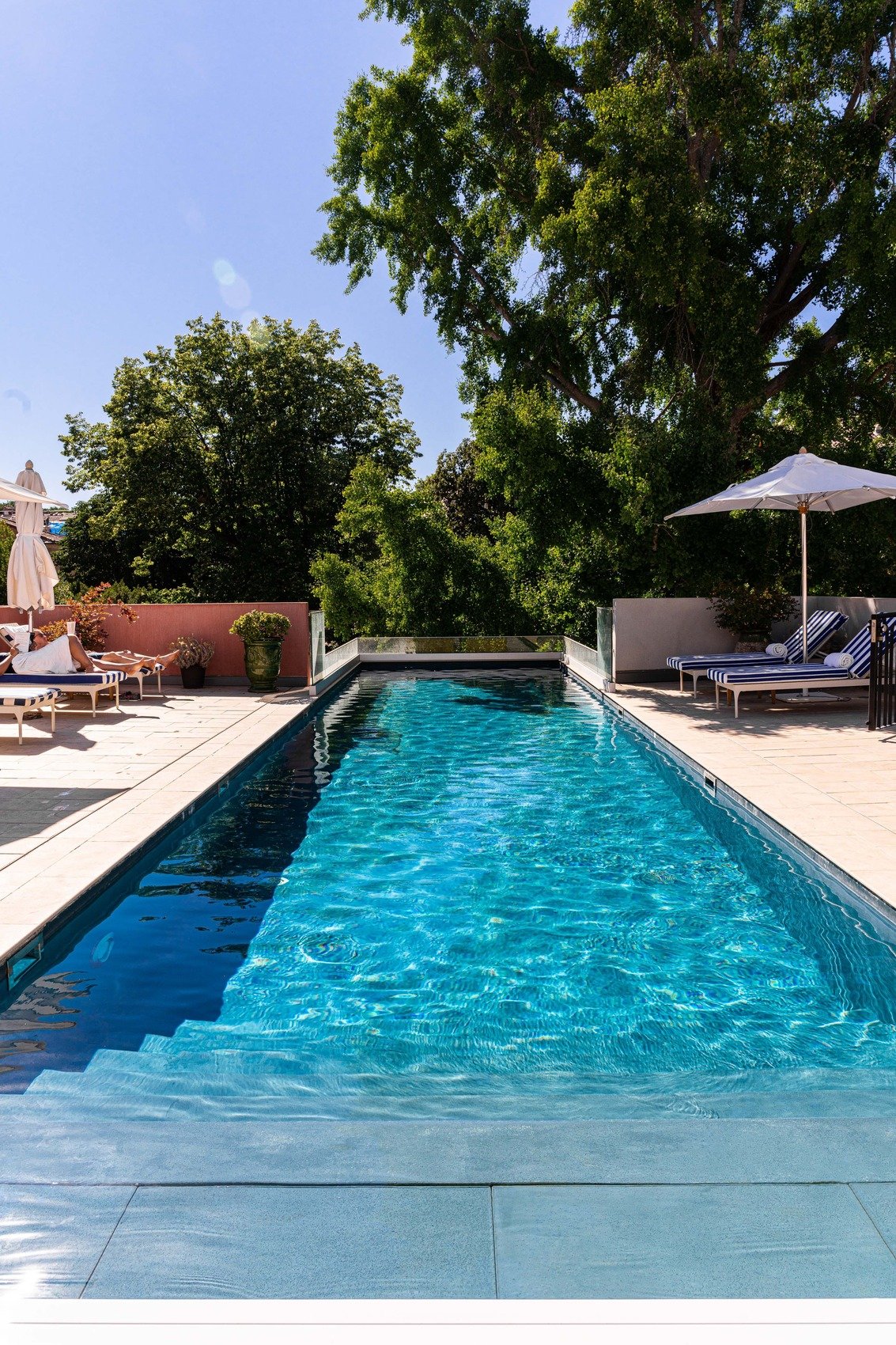 Luxury boutique hotel Nîmes Maison Albar Hotels L'Imperator 5* hotel with swimming pool garden