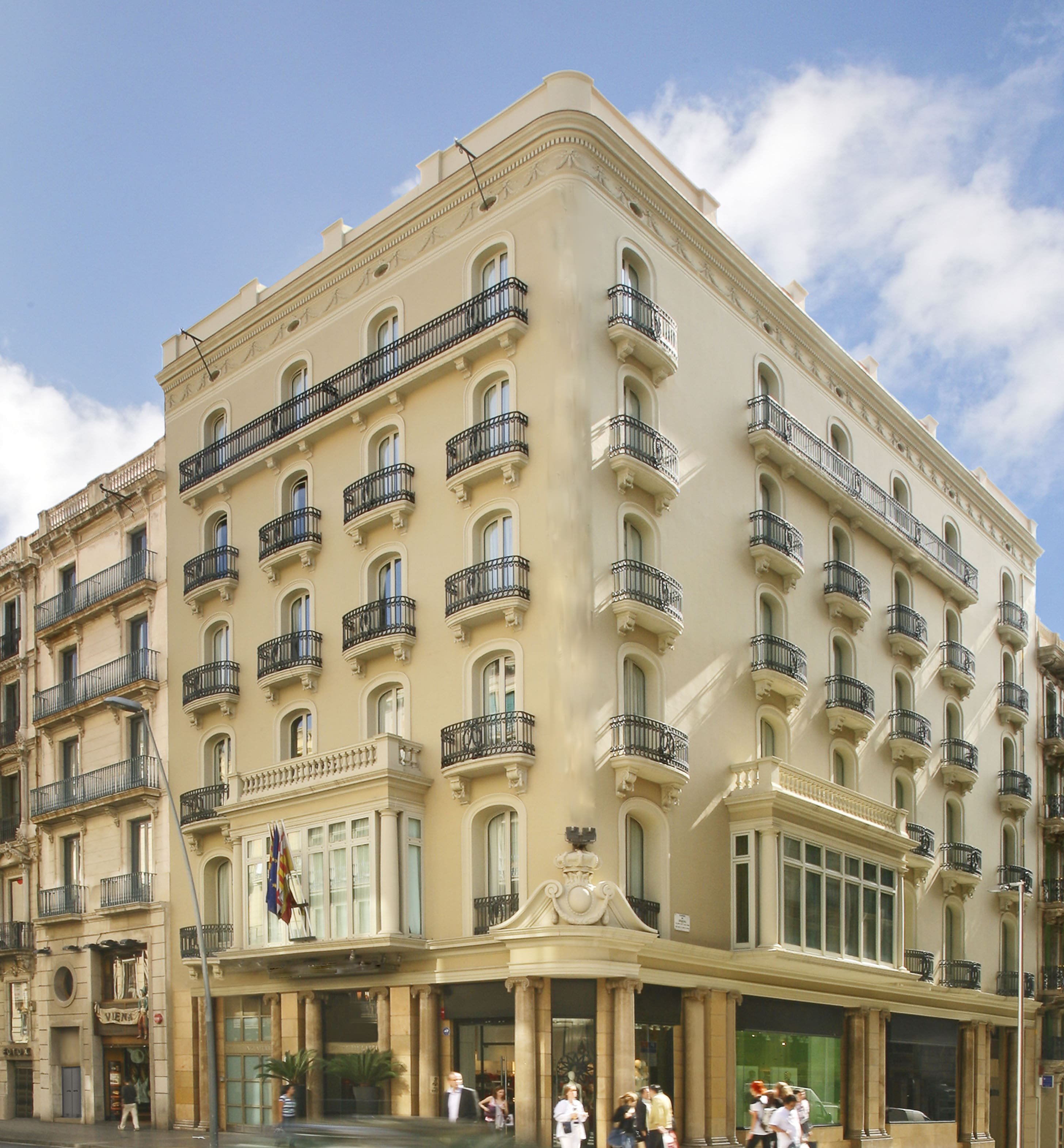 222/Midmost_Barcelona/Fachada_Hotel_MidMost.jpg